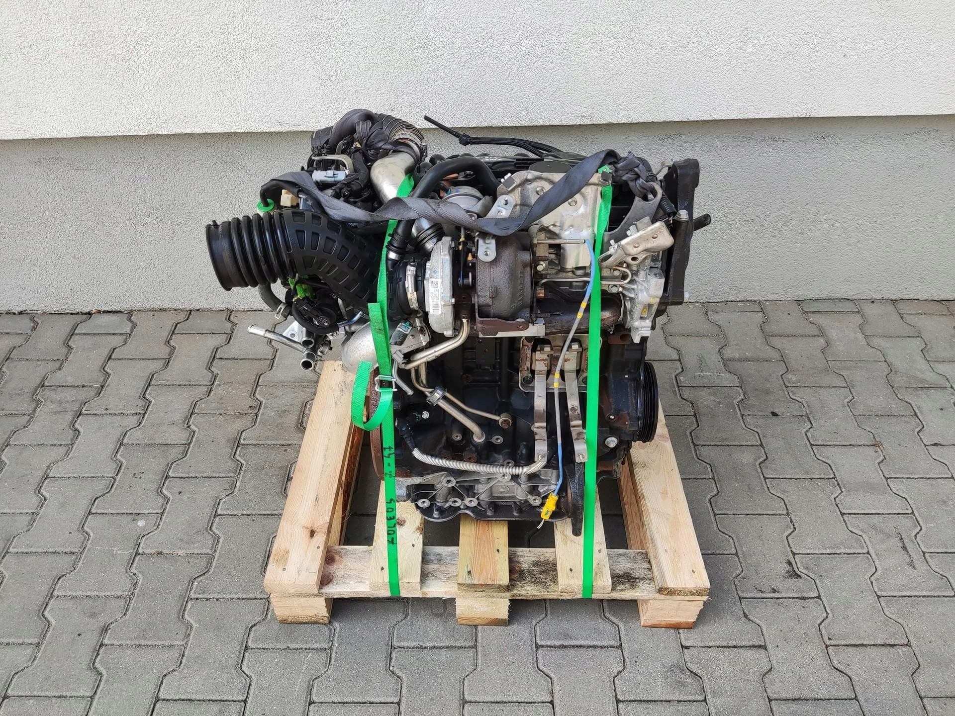 Moteur M9R 865 — vue 2
