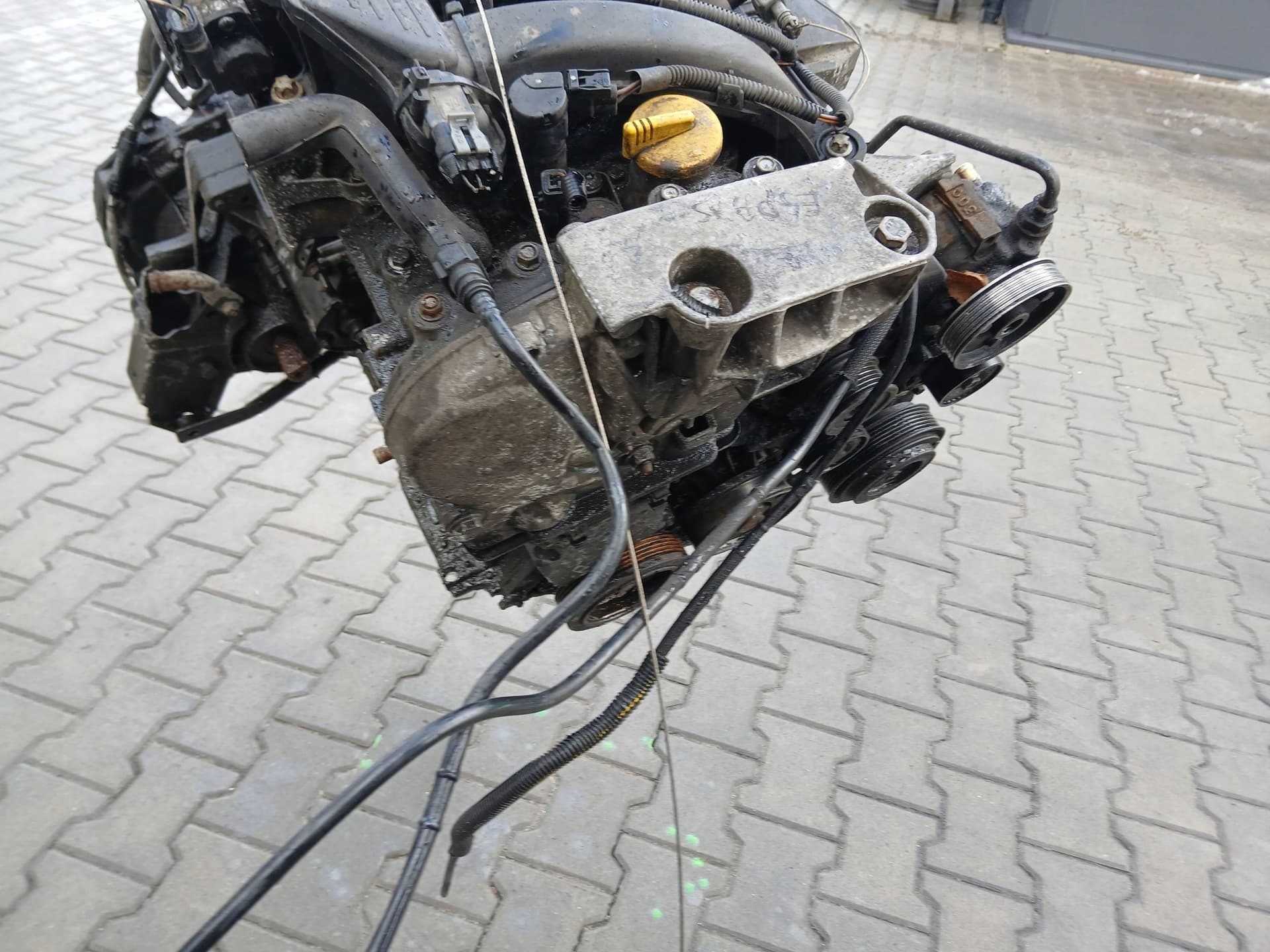 Moteur F4R 792 — vue 5