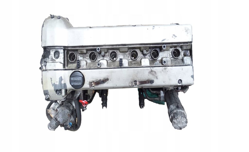 Moteur M 104.990 — vue 3