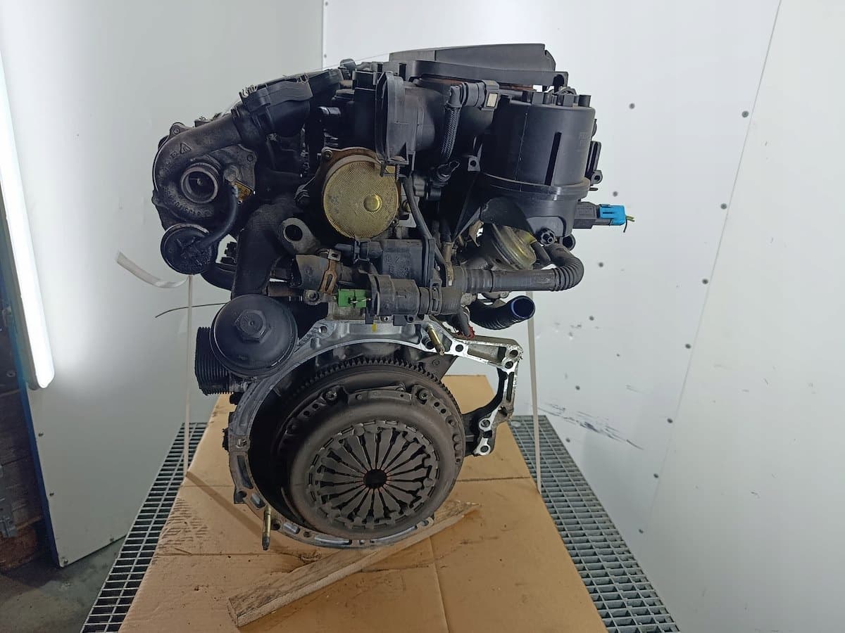Moteur 8HZ (DV4TD) — vue 5