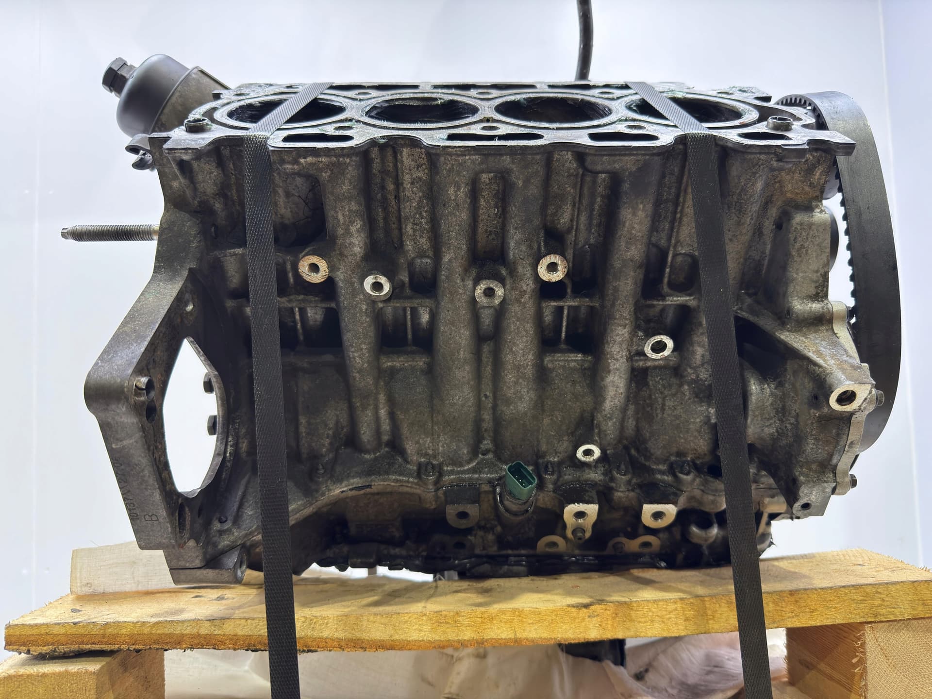 Moteur 9HU — vue 3