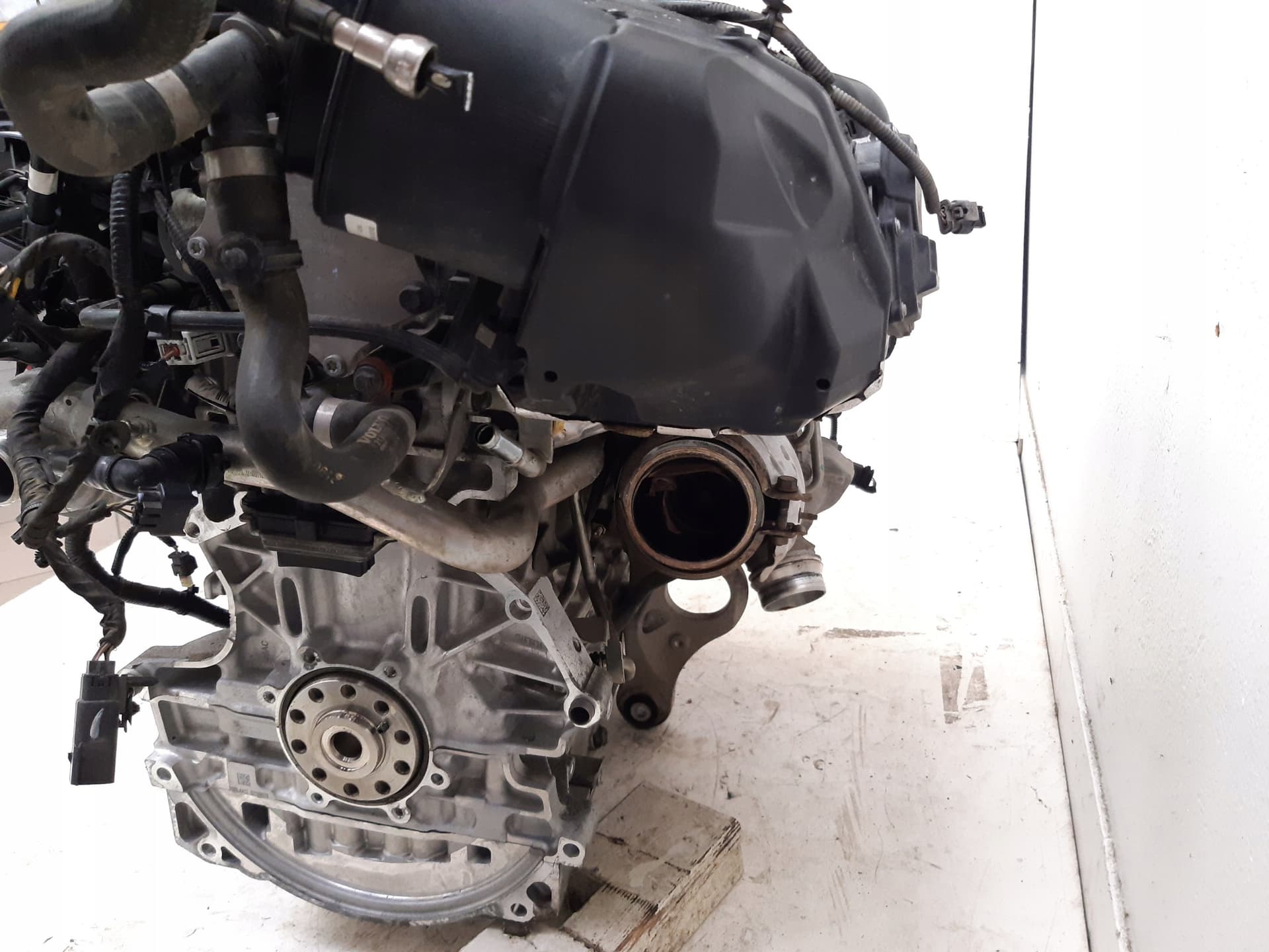 Moteur B 4204 T34 — vue 5