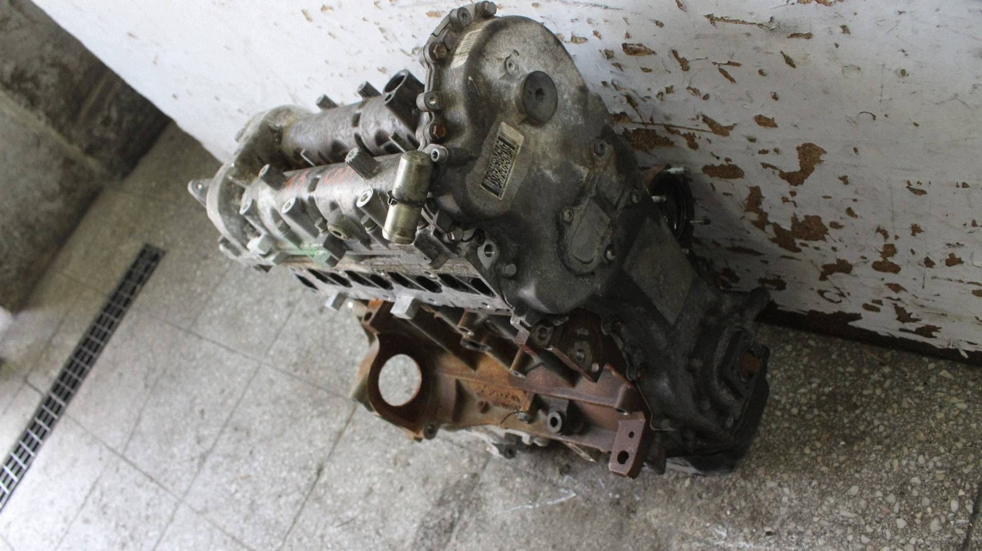 Moteur D13A — vue 5