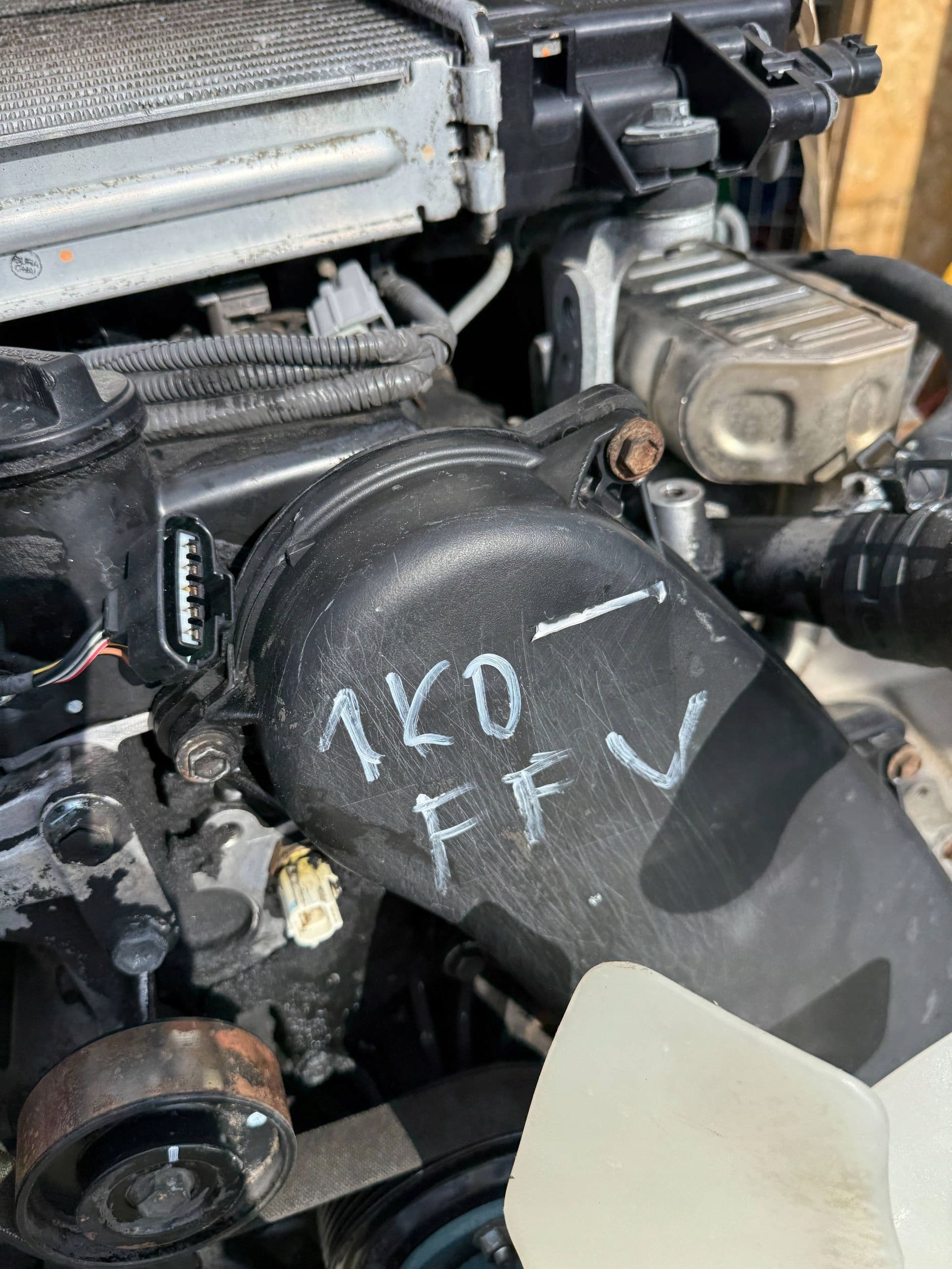 Moteur 1KD-FTV — vue 3