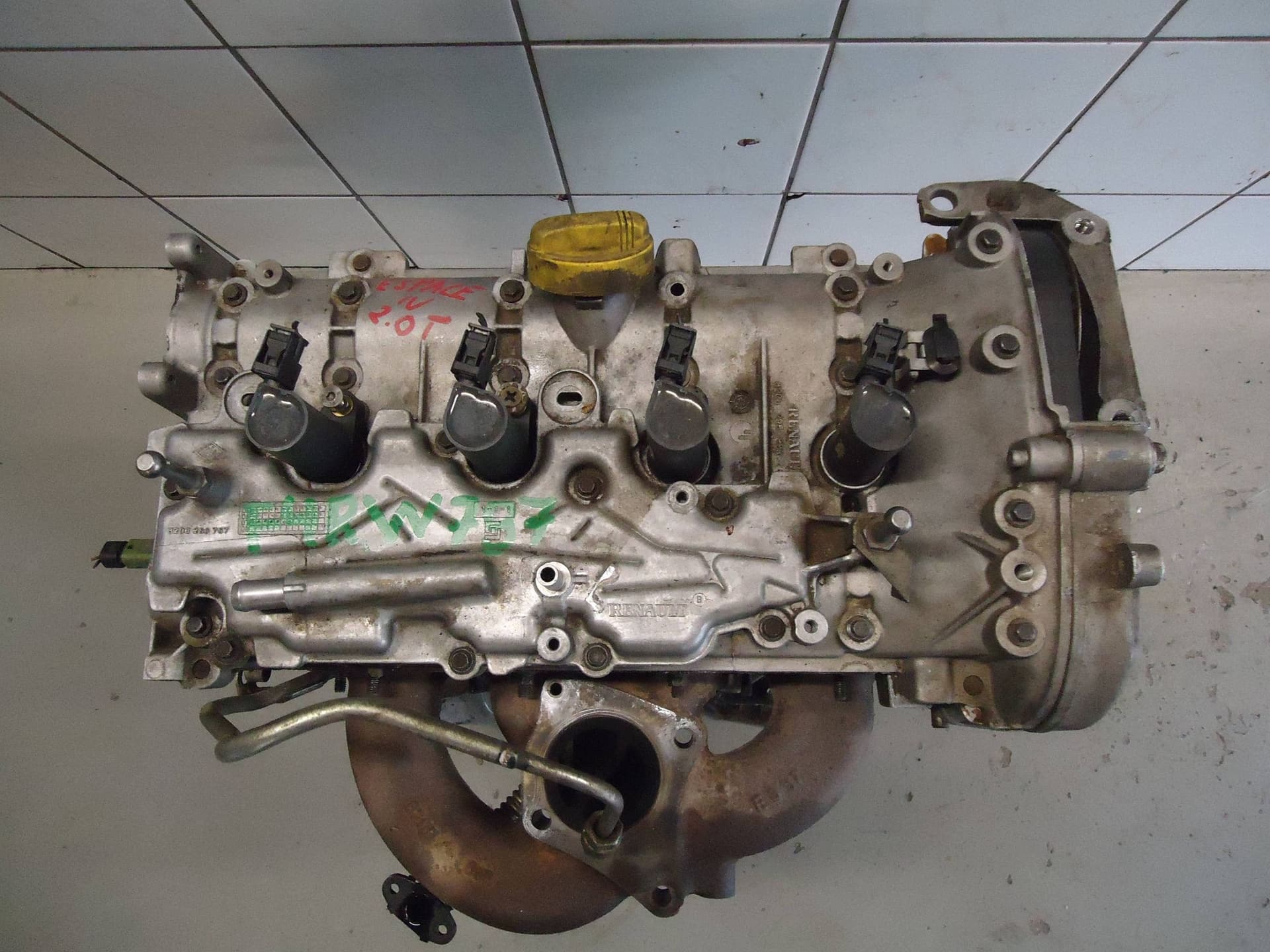 Moteur F4R 790 — vue 5