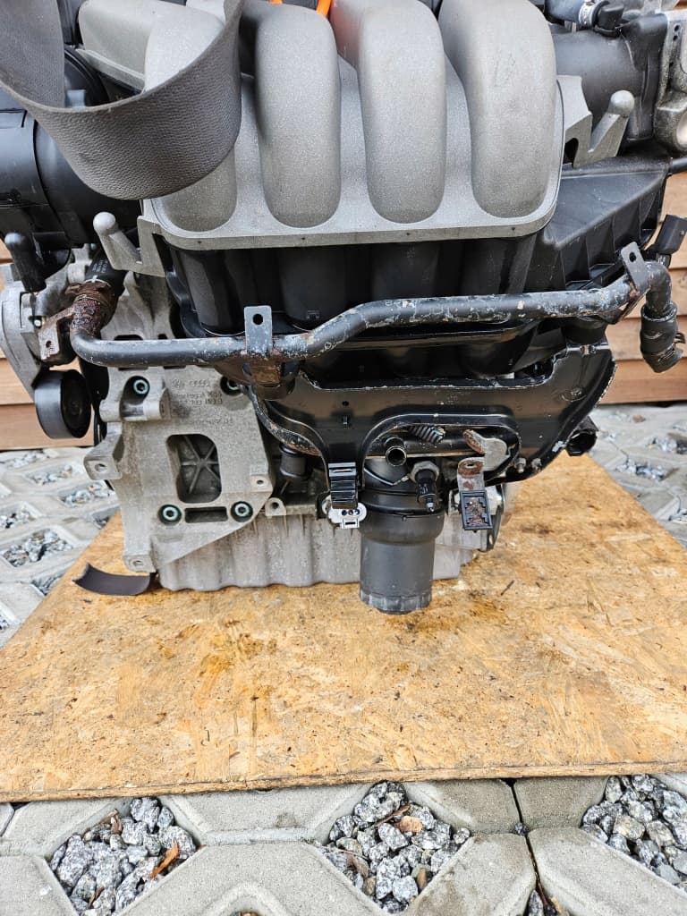 Moteur AXW — vue 2