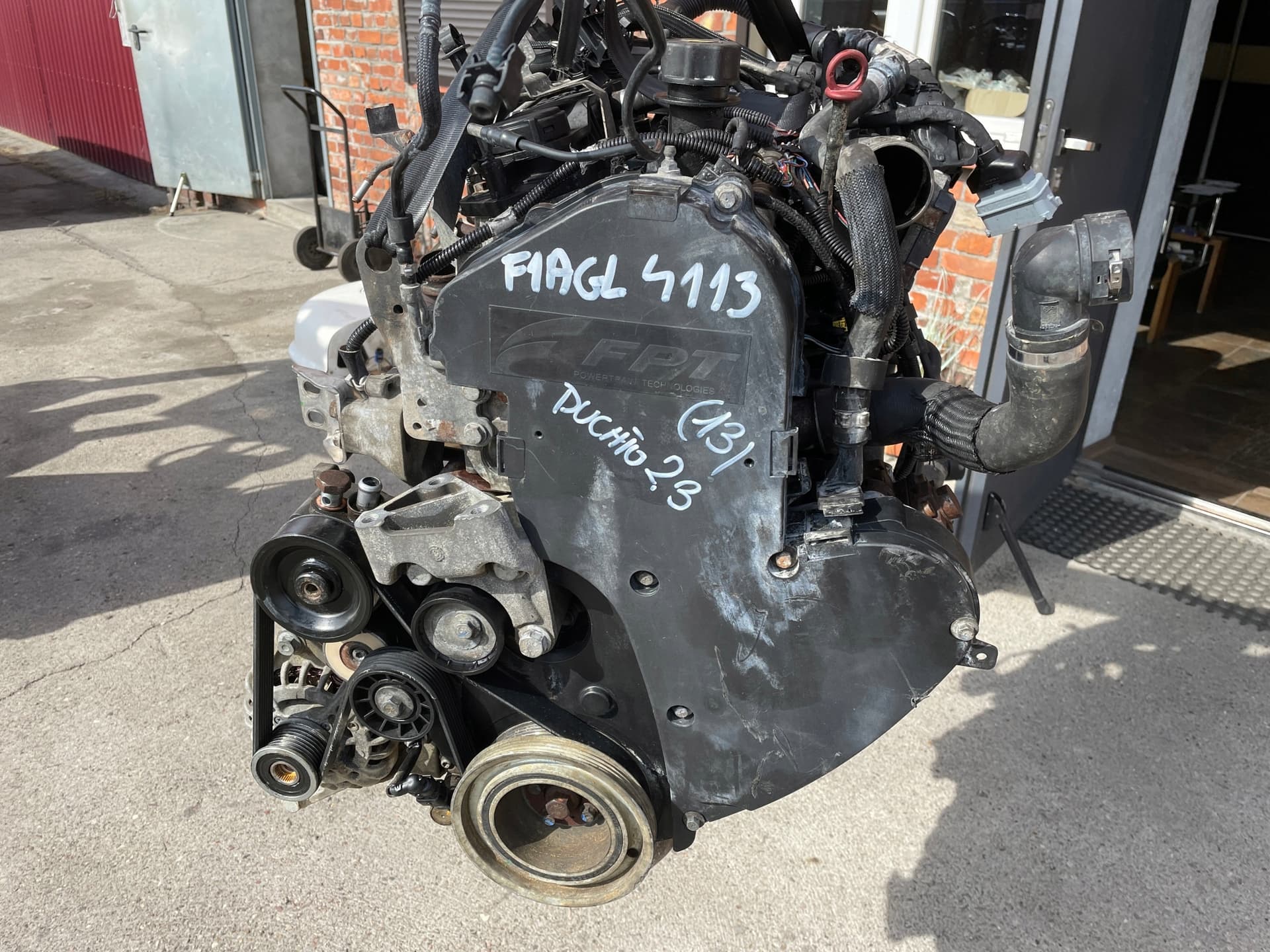 Moteur F1AGL4113 — vue 4