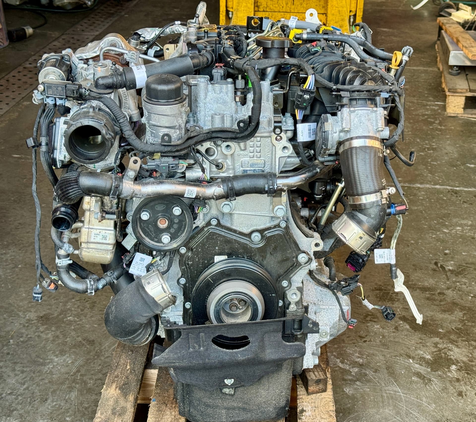 Moteur 204DTY(AJ21D4) — vue 2