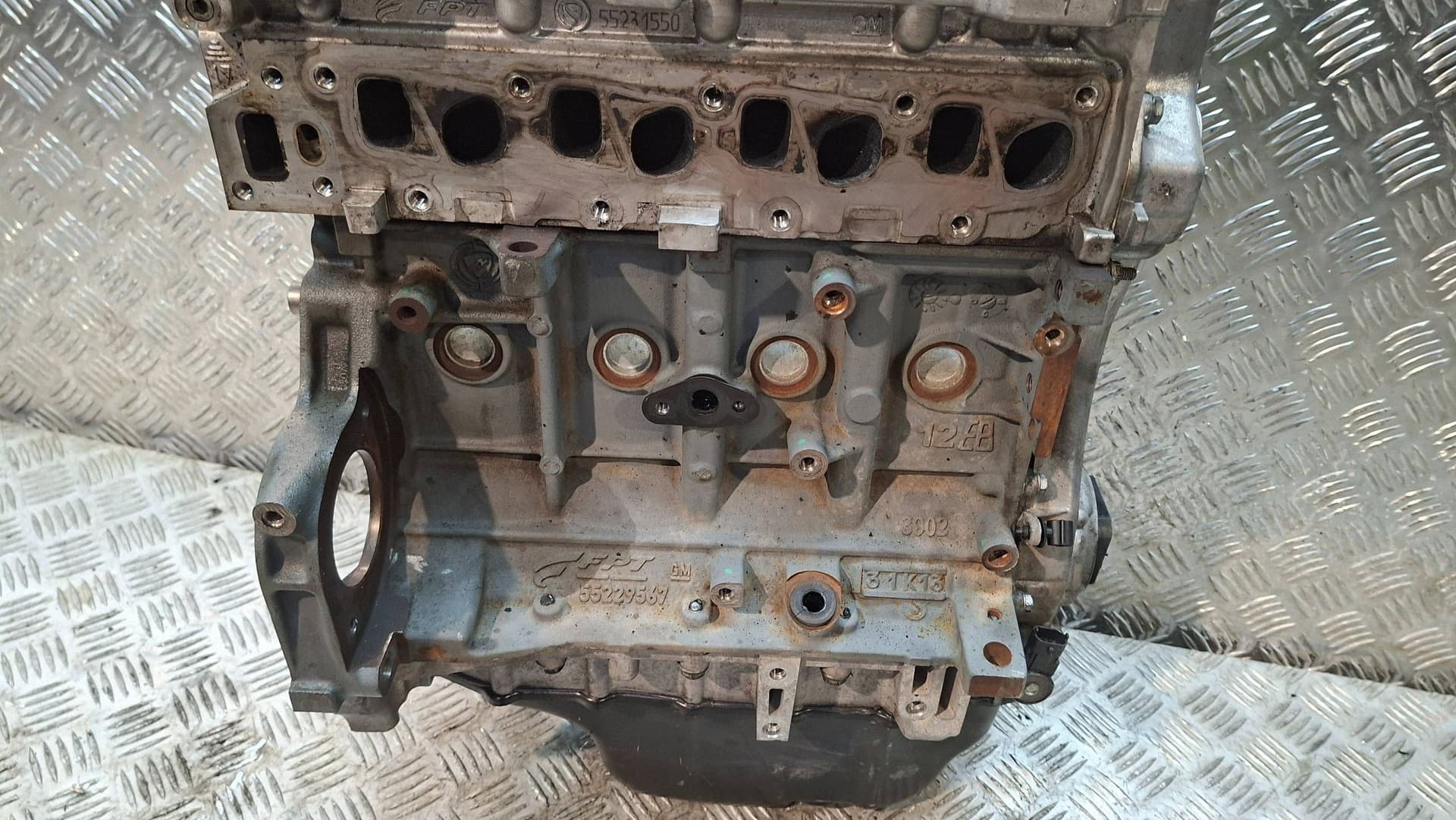 Moteur 199 B4.000 — vue 10