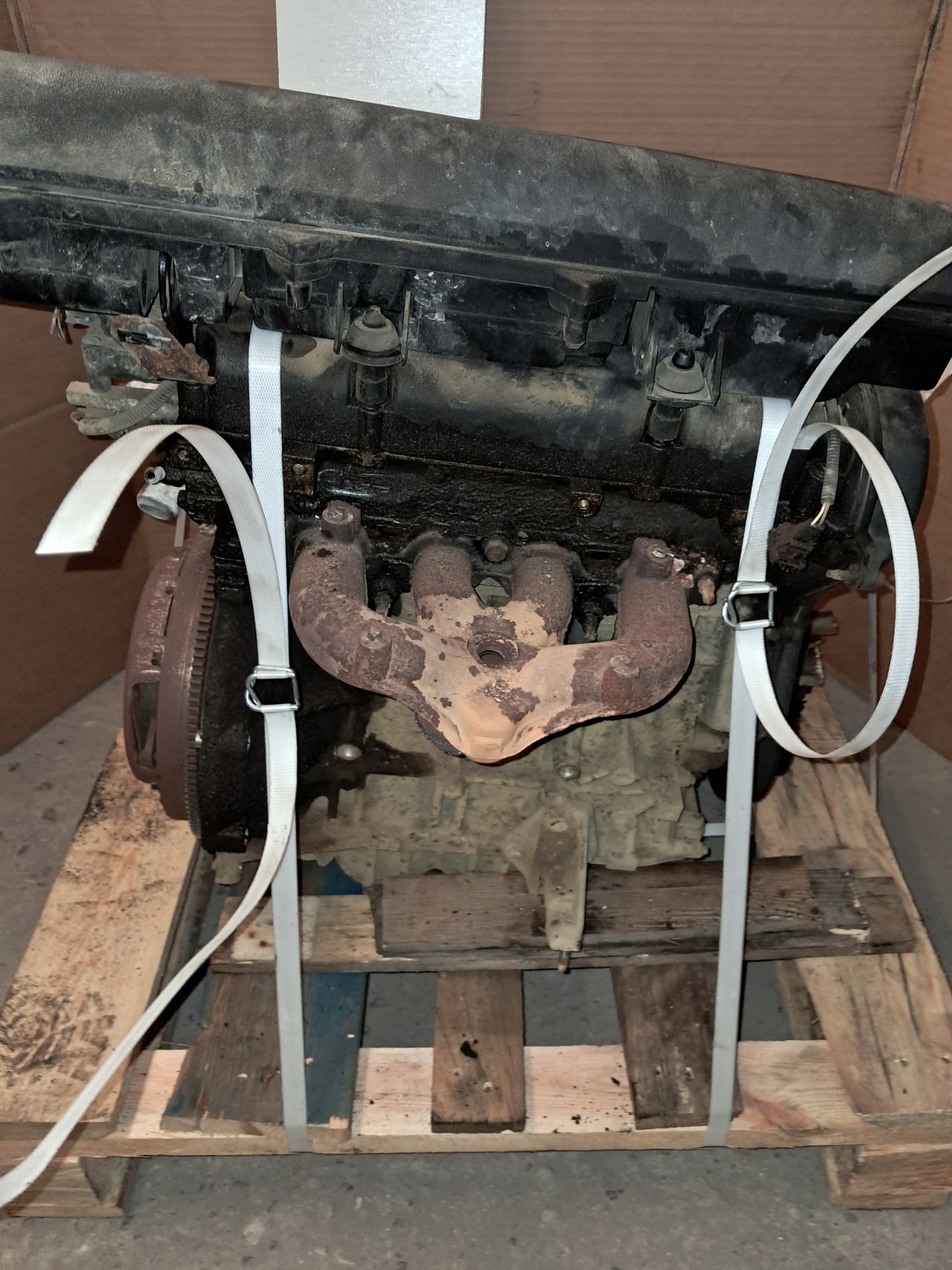 Moteur FUJB — vue 4