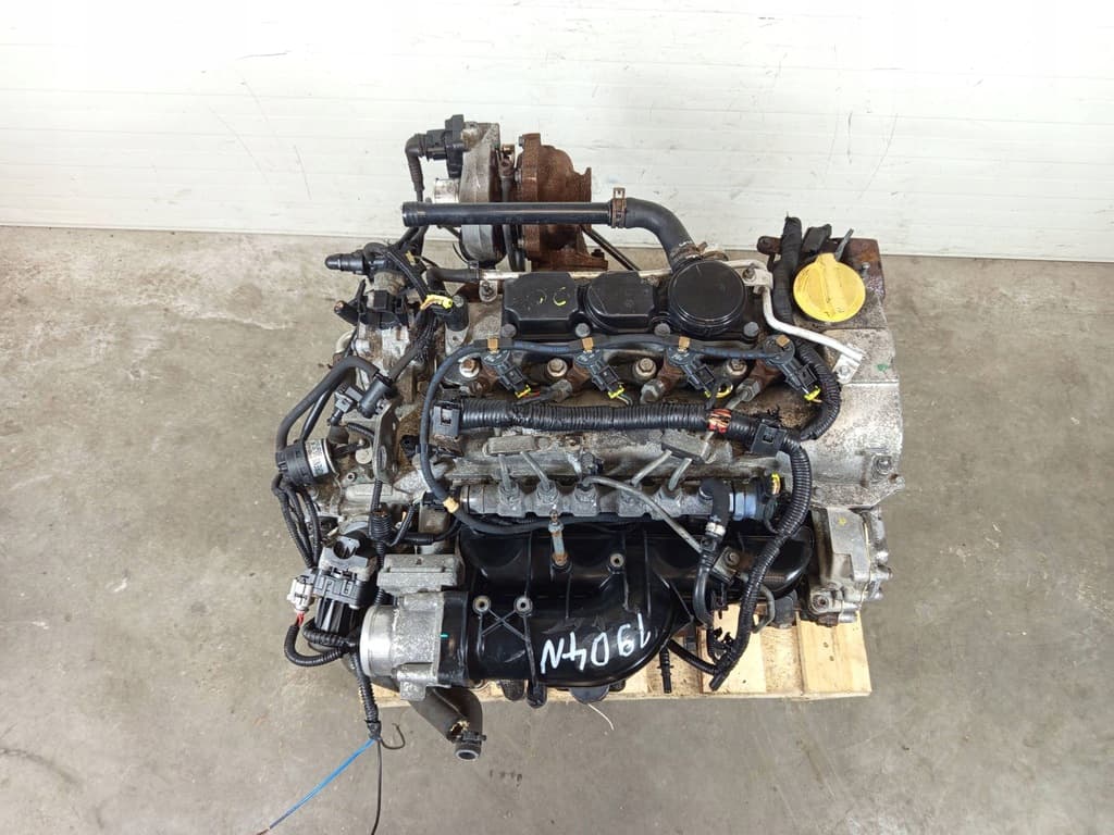 Moteur 19D4N — vue 4