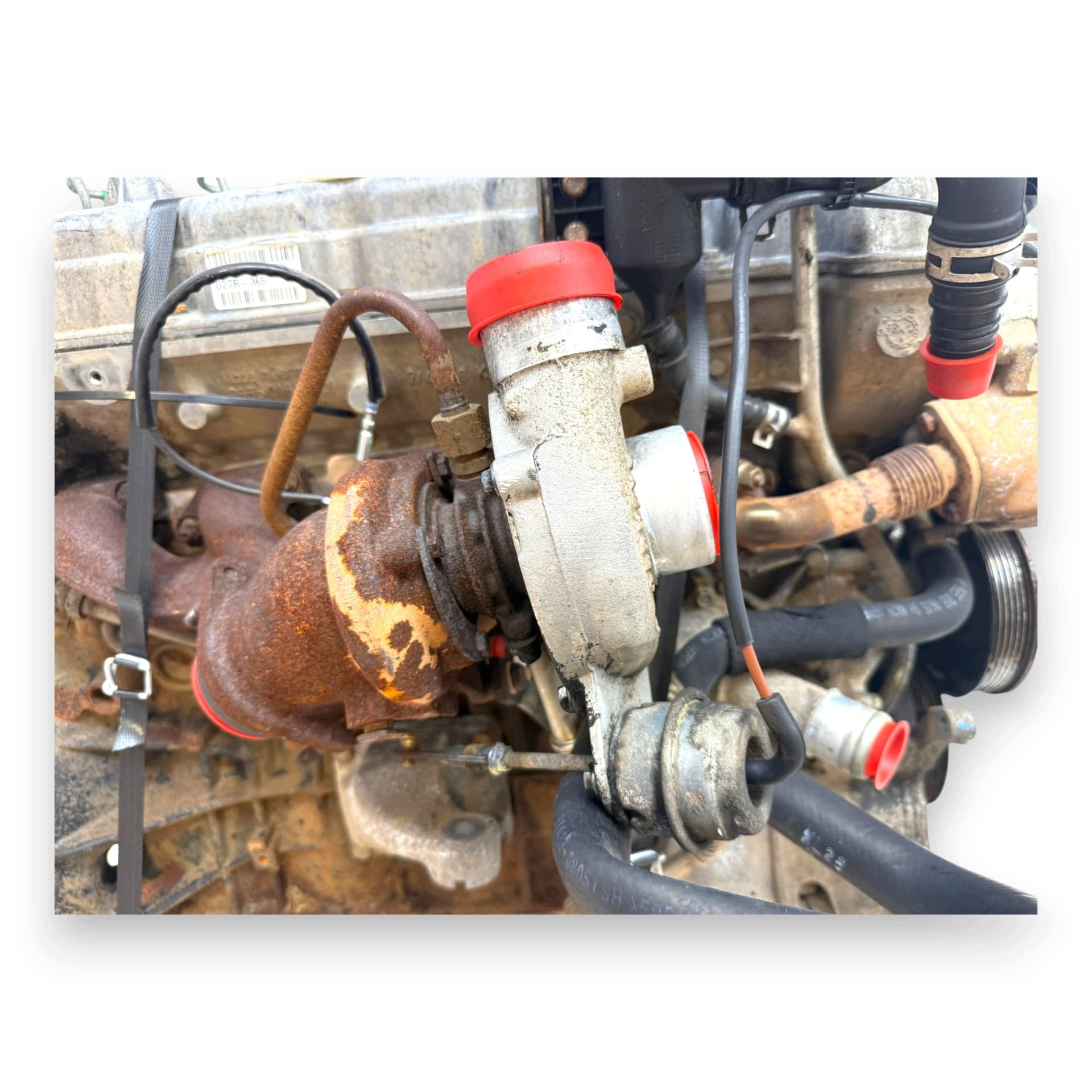 Moteur D27DT — vue 12
