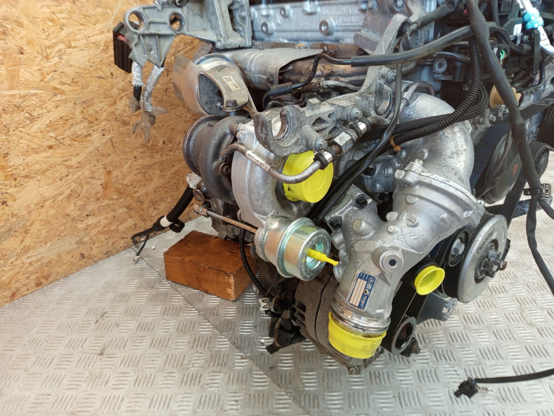 Moteur M 111.921 — vue 7