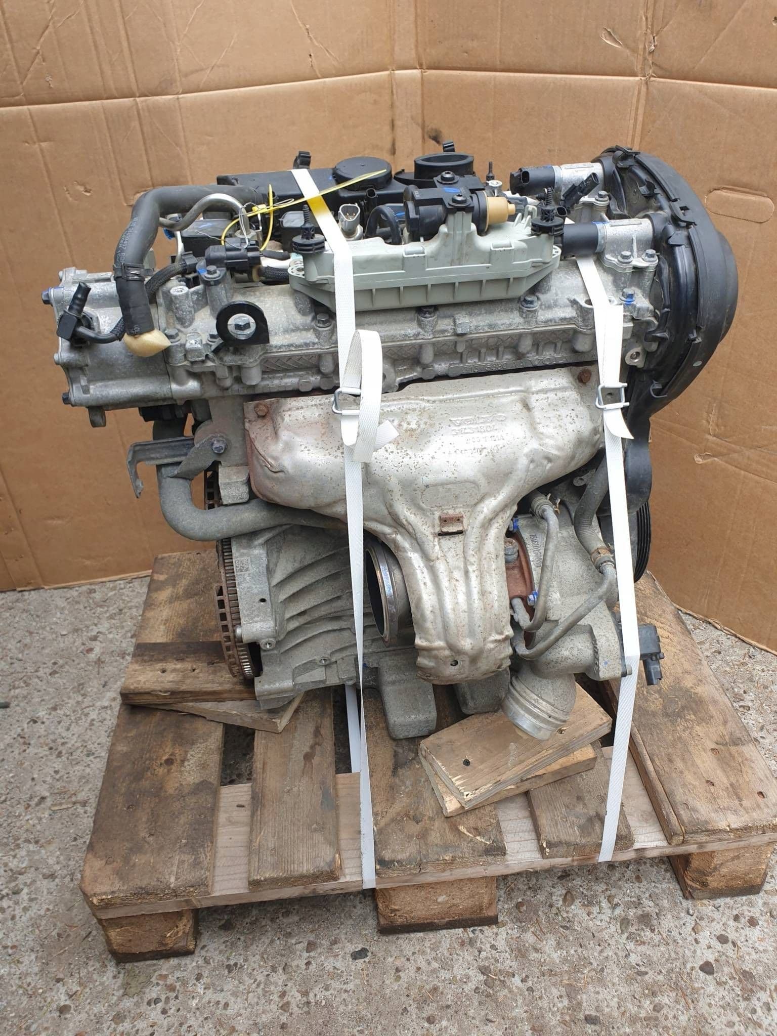 Moteur B 4204 T19 — vue 3