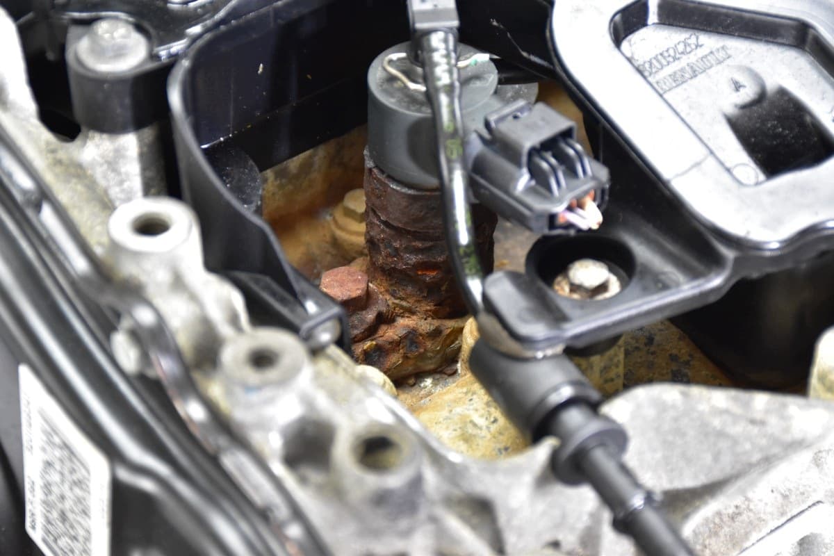 Moteur M9R 692 — vue 4