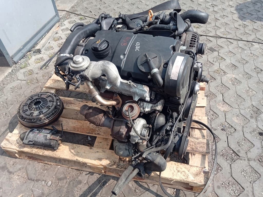 Moteur AVB — vue 6