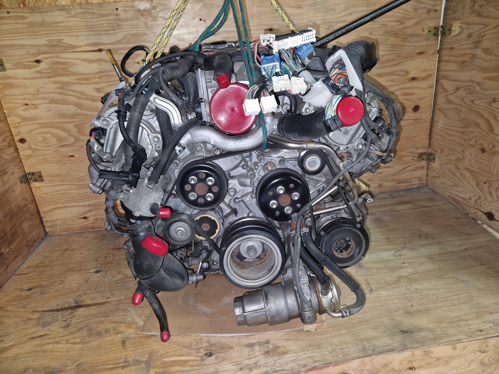 Moteur 2UR-GSE - Image 1