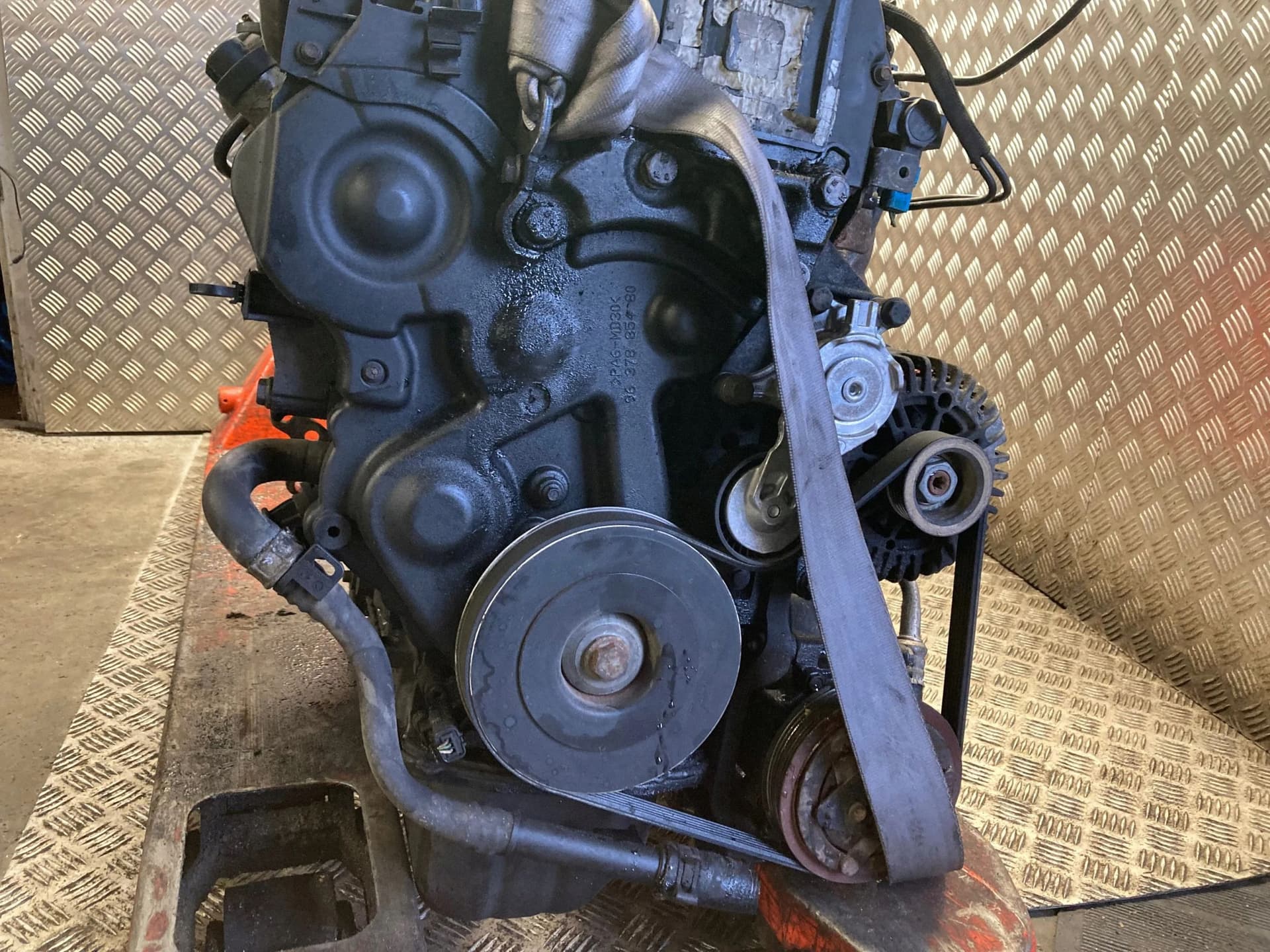 Moteur 8HZ (DV4TD) — vue 11