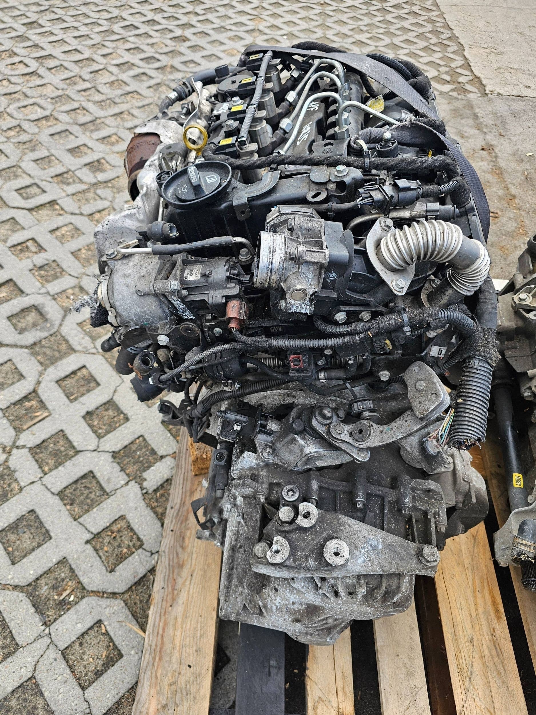 Moteur B 16 DTH — vue 5