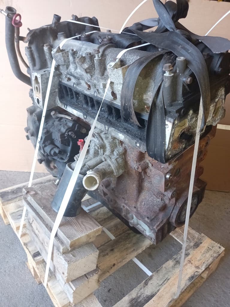 Moteur F1CE0481D — vue 5