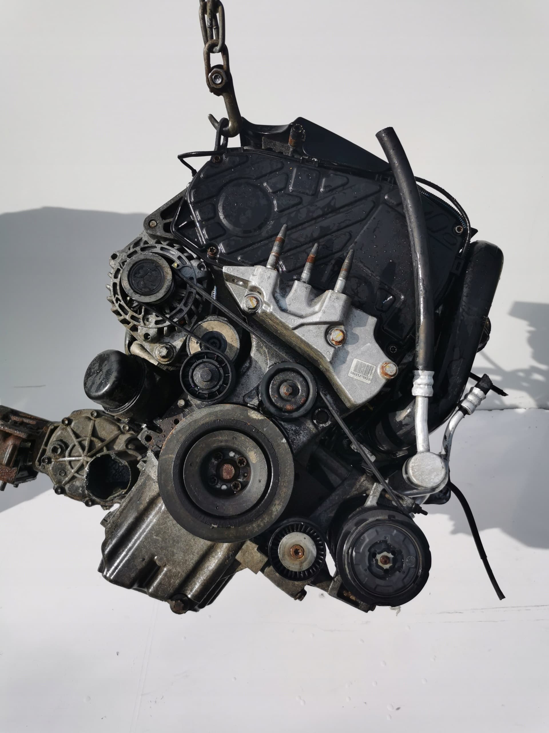 Moteur D19AA — vue 8
