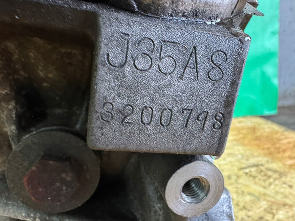Moteur J35A8 — vue 3