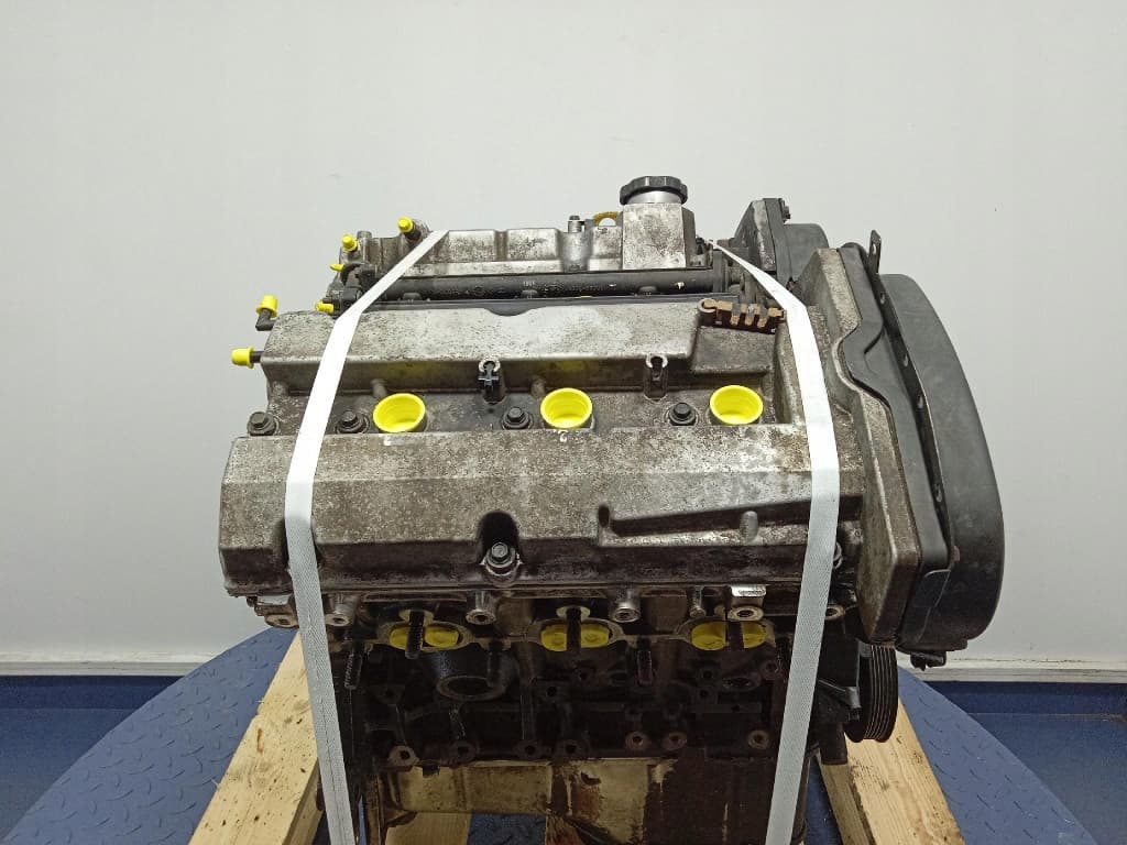 Moteur G6CU — vue 2