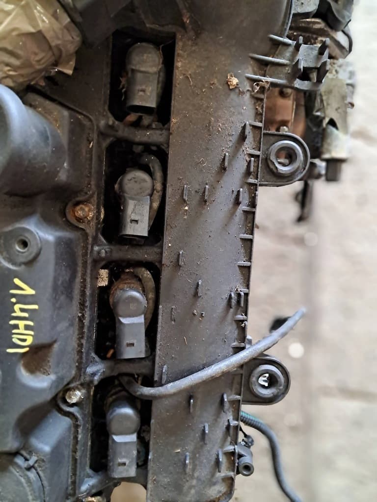 Moteur 8HX (DV4TD) — vue 3