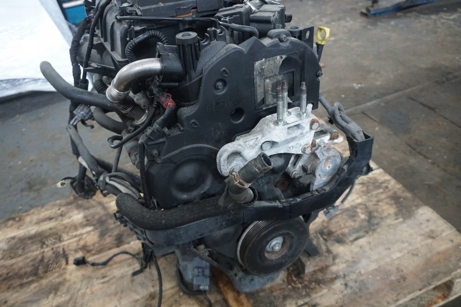 Moteur Y404 — vue 4