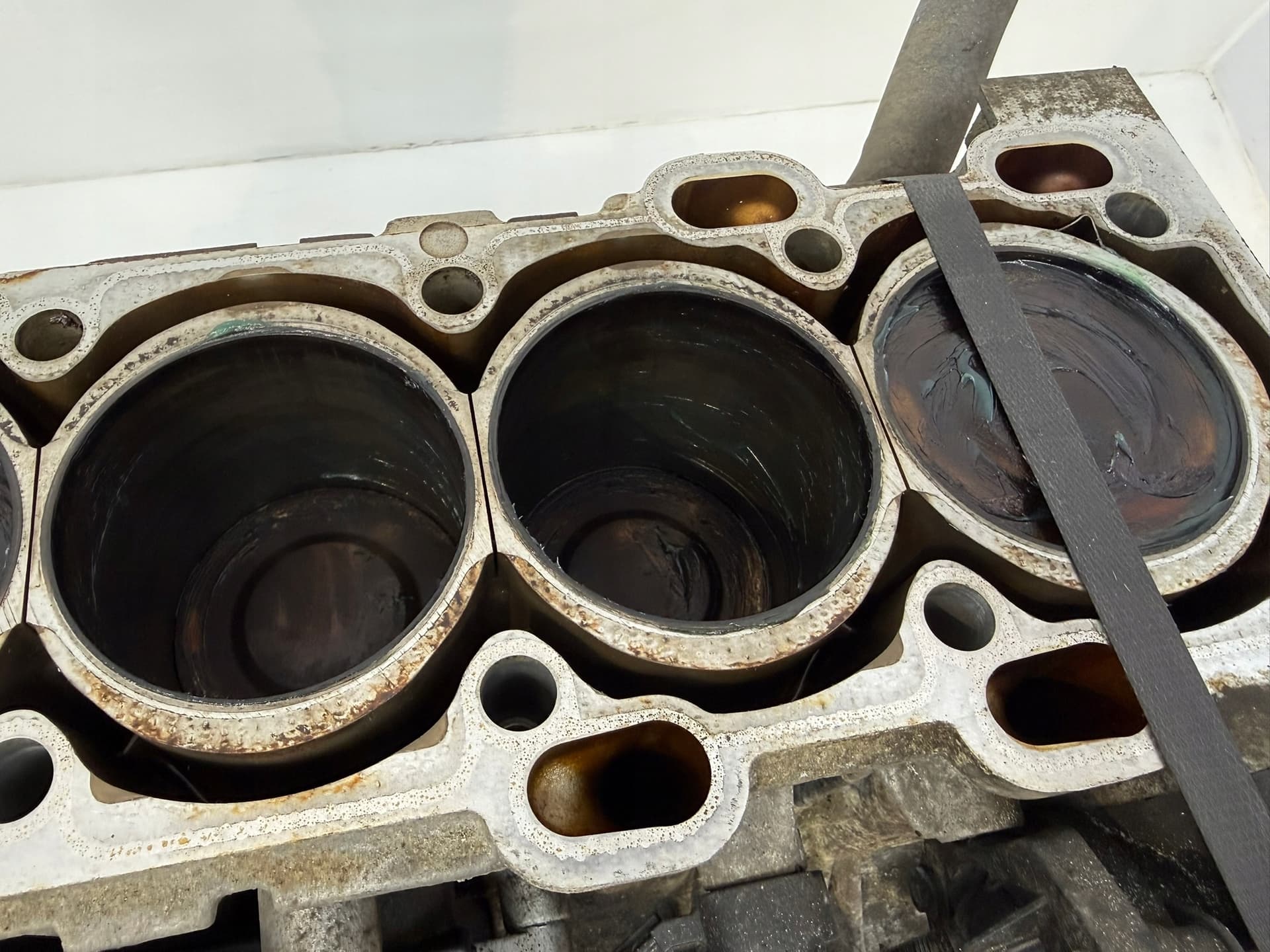Moteur B 5244 S4 — vue 3