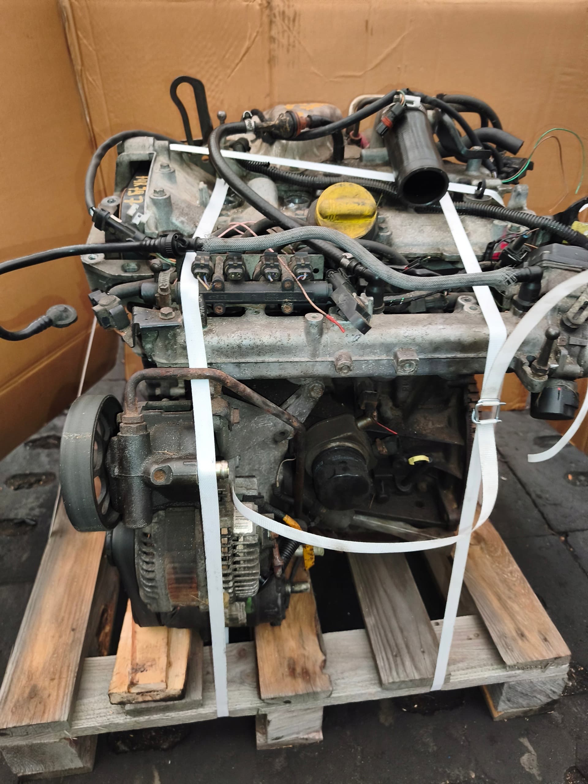 Moteur F4R 797 — vue 4