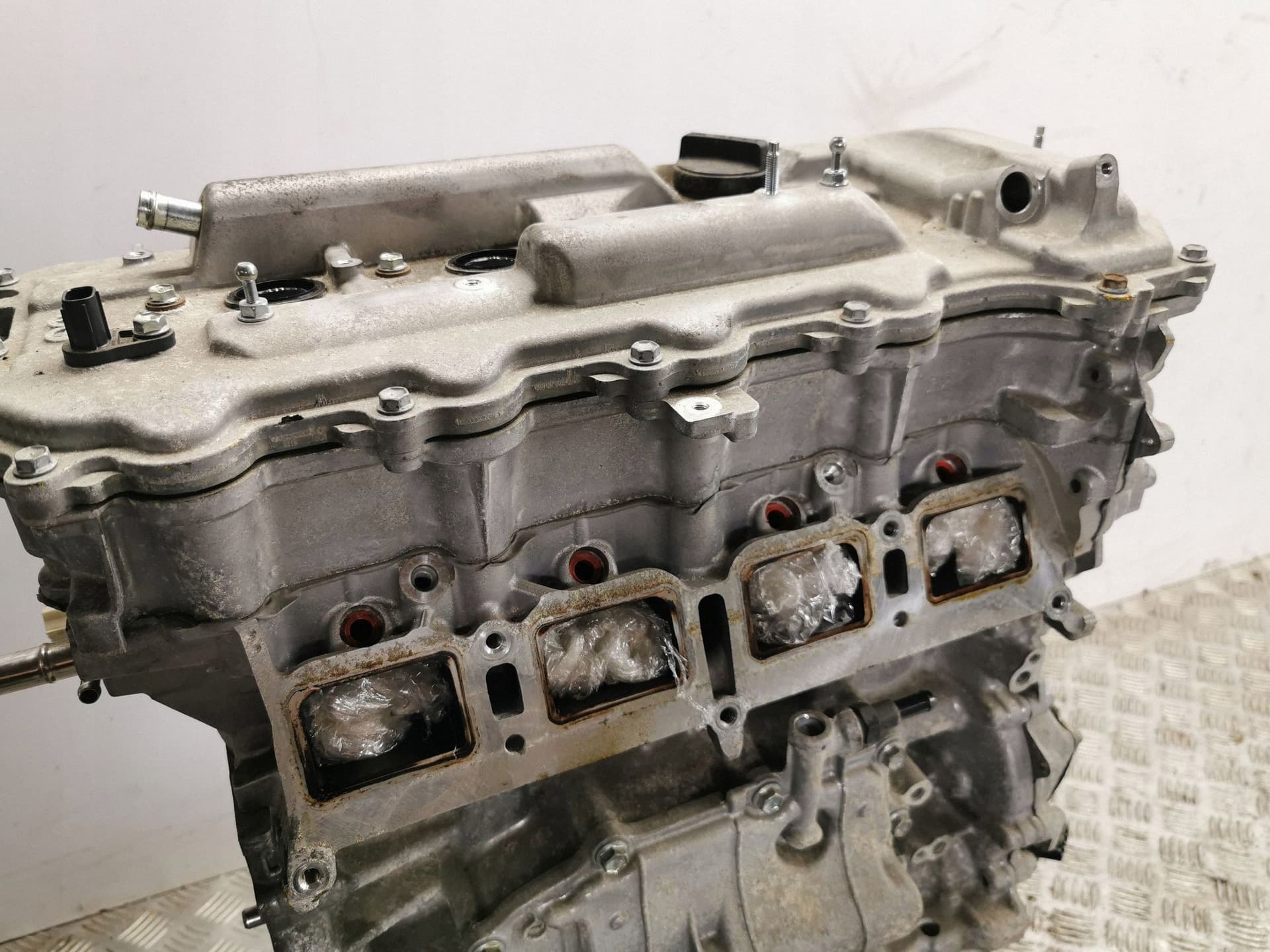 Moteur 2AR-FXE — vue 3