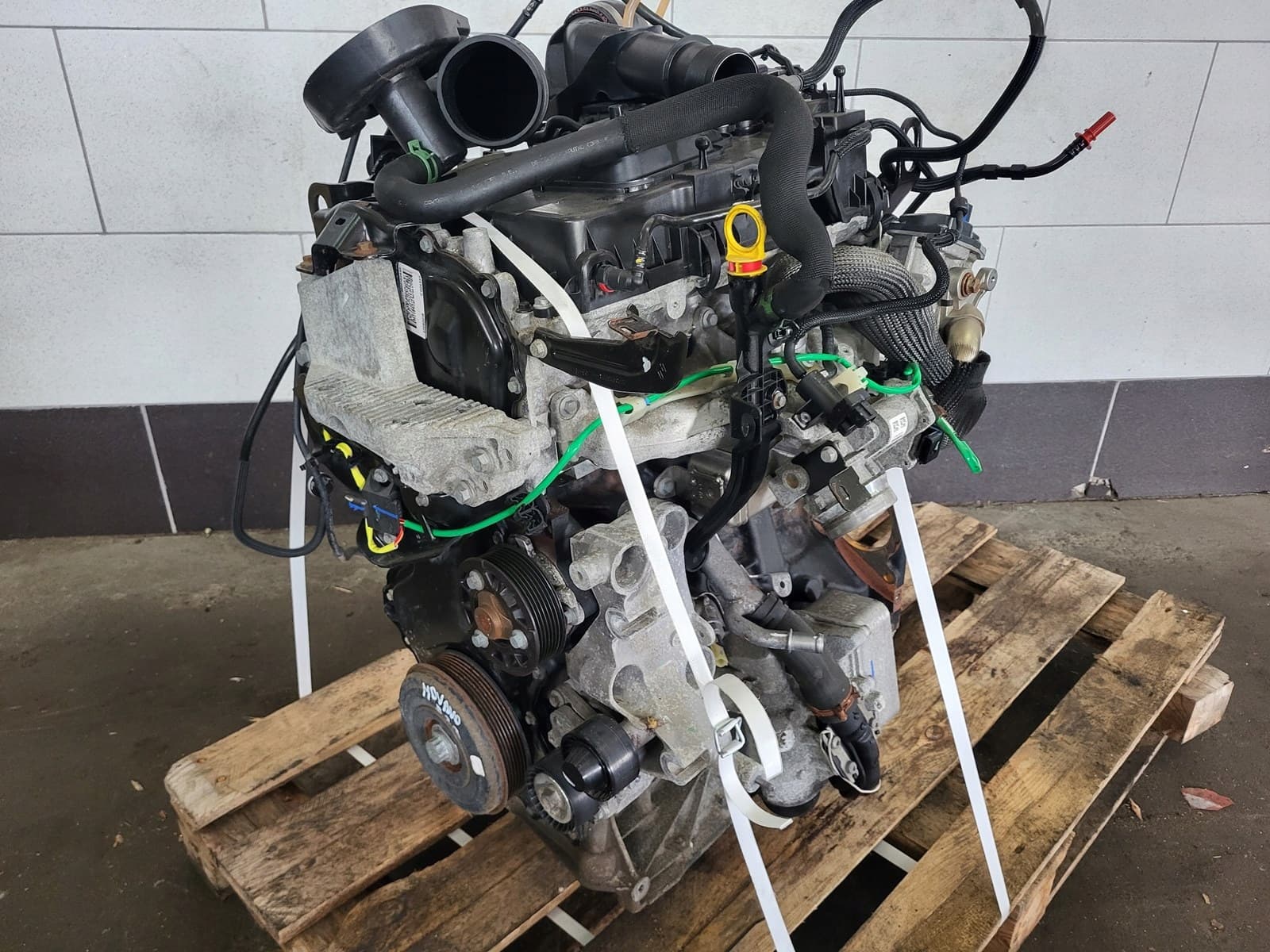 Moteur M9T 716 — vue 4