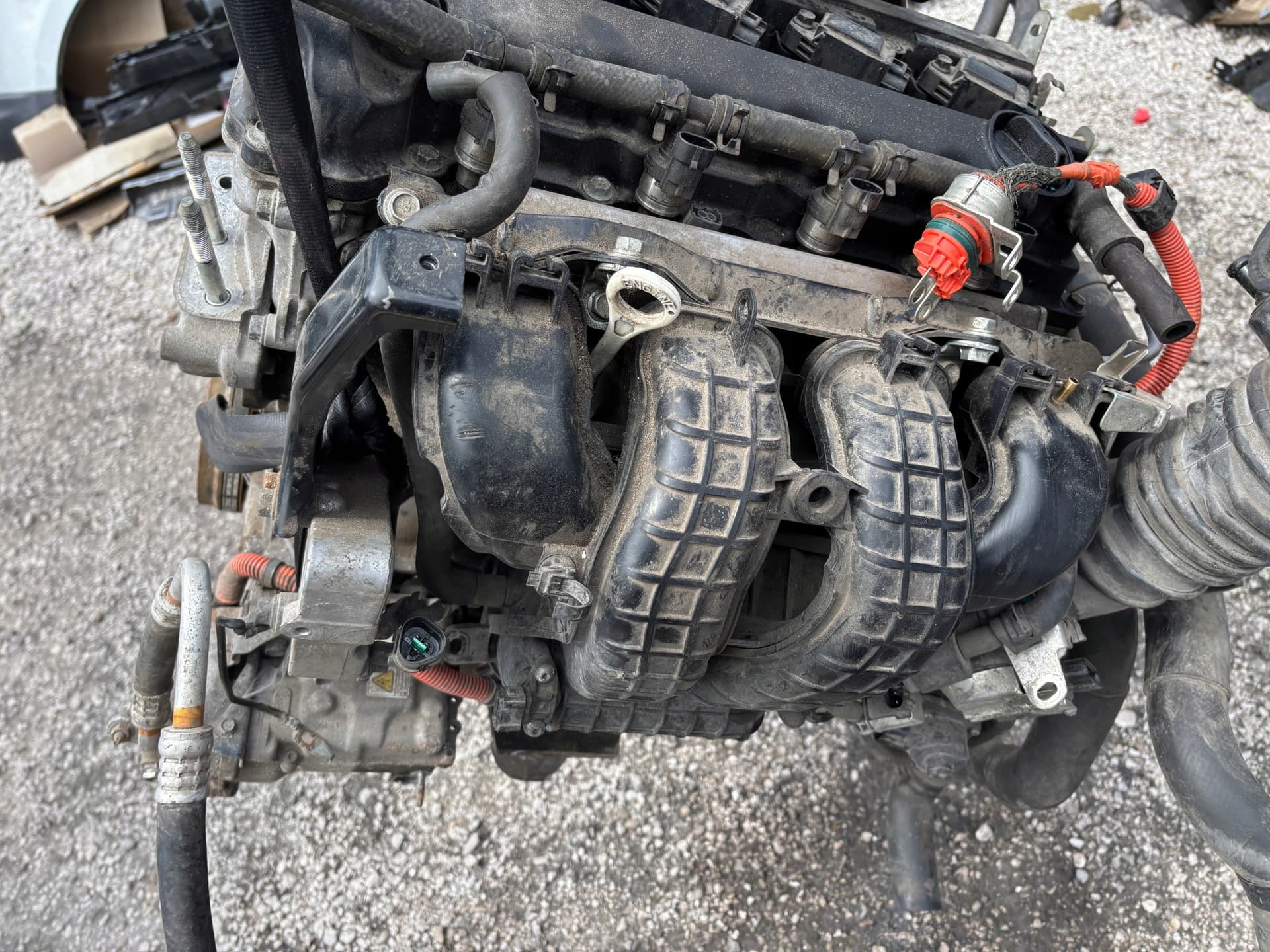 Moteur 4B11 — vue 4