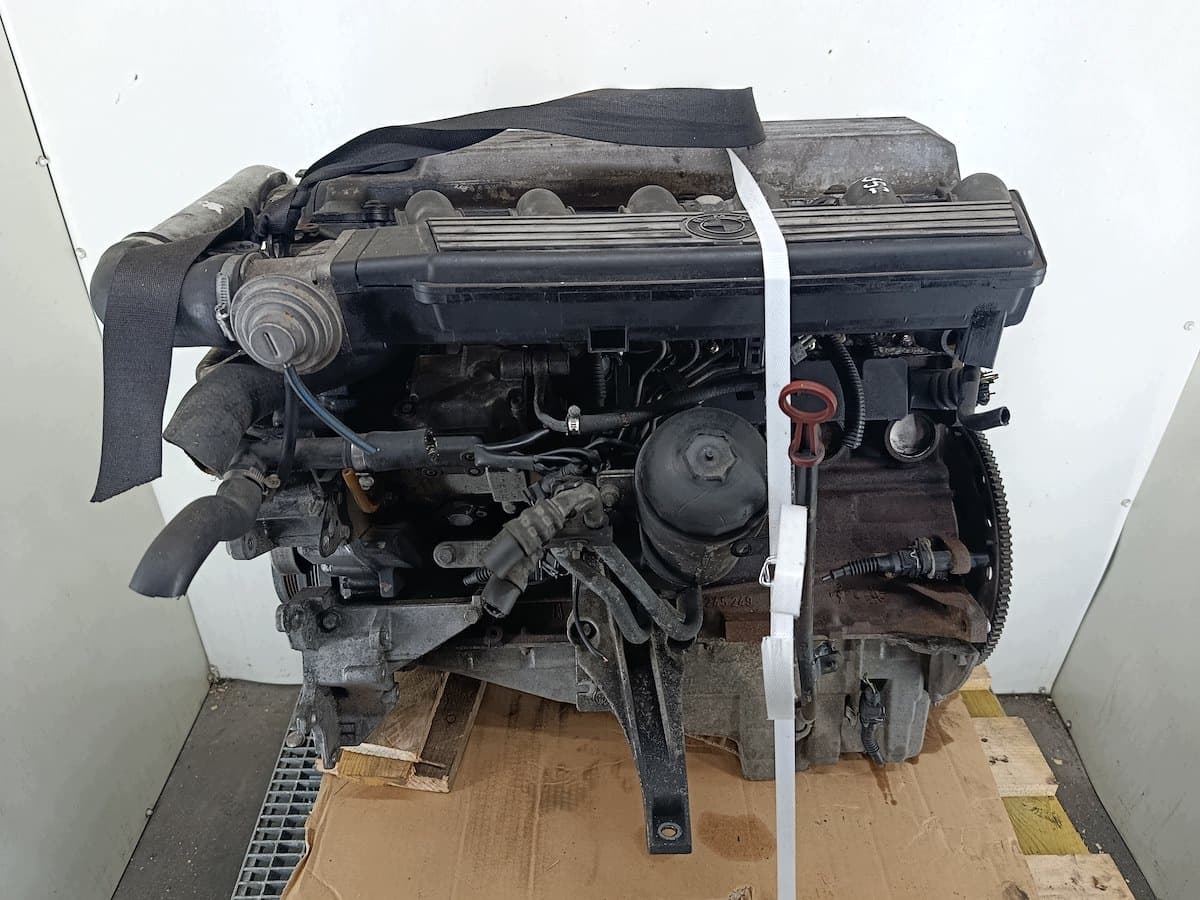 Moteur M51 D25 (256T1) — vue 11
