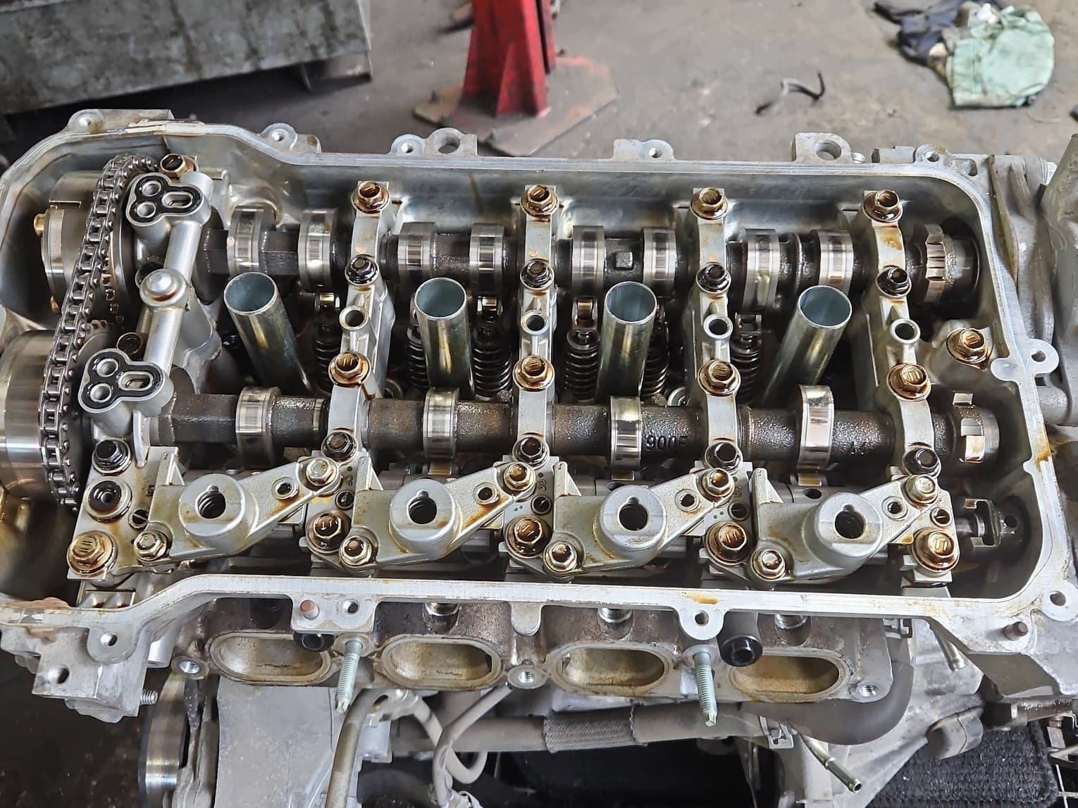 Moteur 1ZR-FAE — vue 2