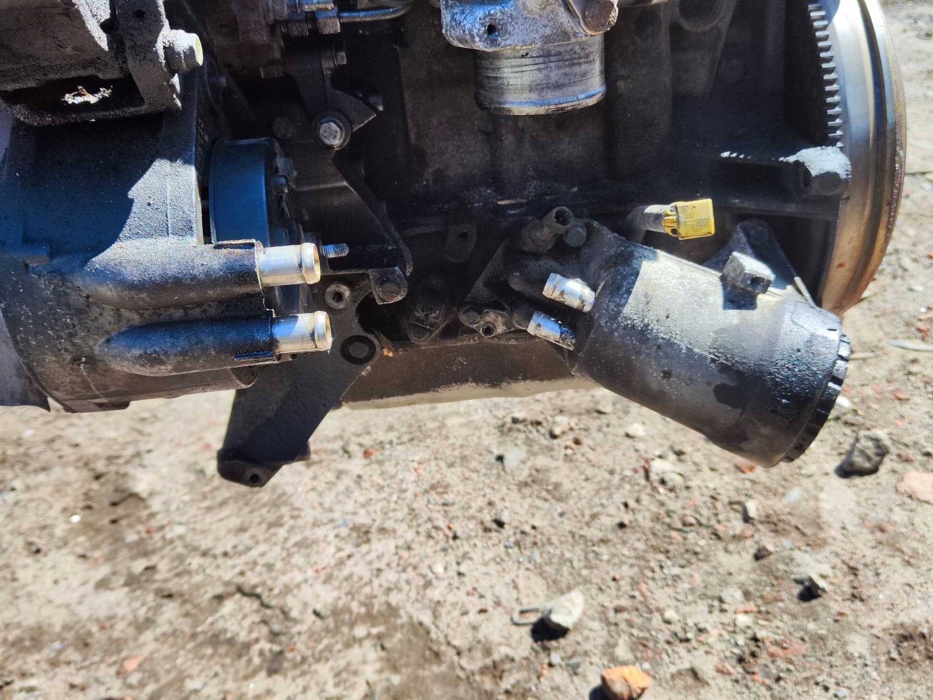 Moteur G9T 645 — vue 7