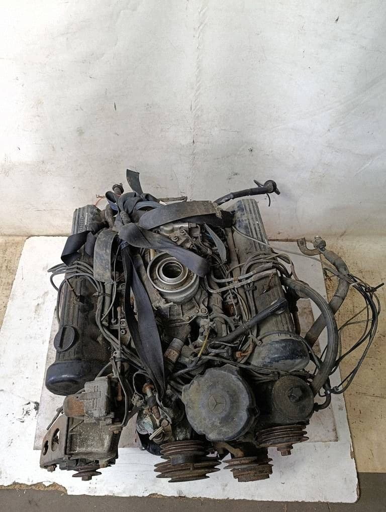 Moteur M 116.965 — vue 3