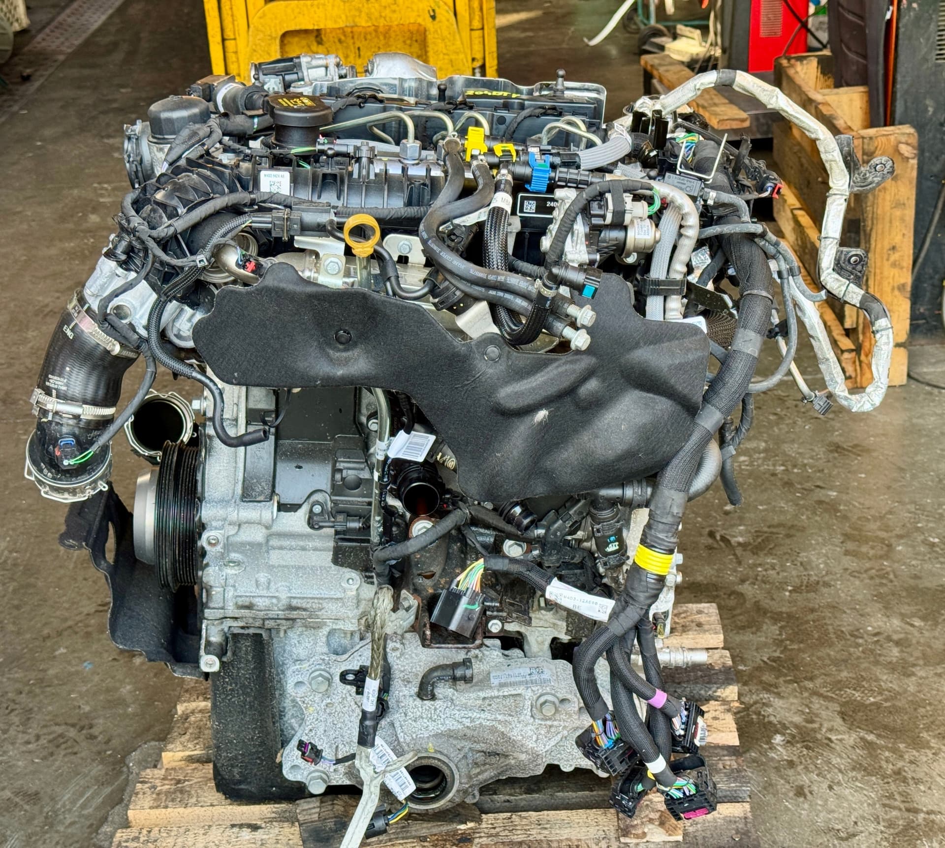 Moteur 204DTY(AJ21D4) — vue 4