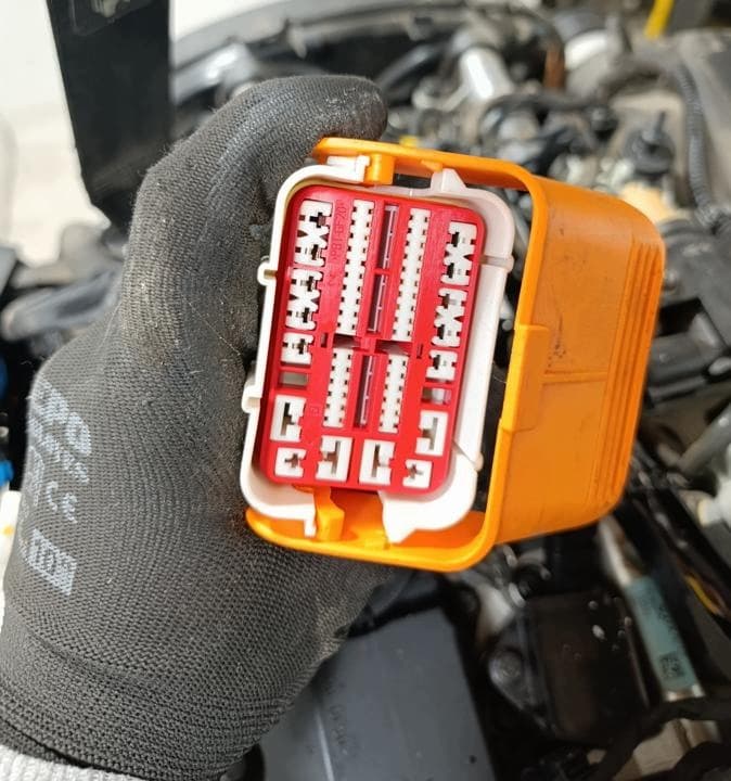Moteur B 4204 T28 — vue 15