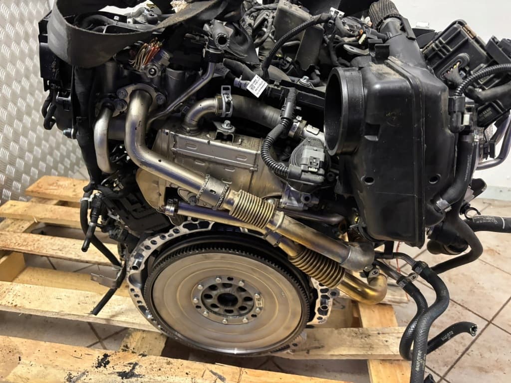 Moteur M 260.920 — vue 4