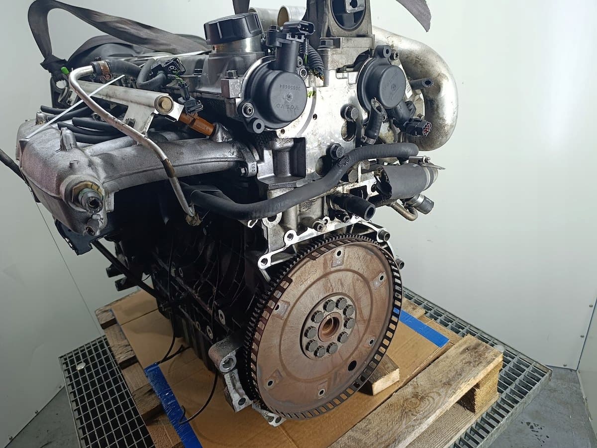 Moteur B 6294 T — vue 11