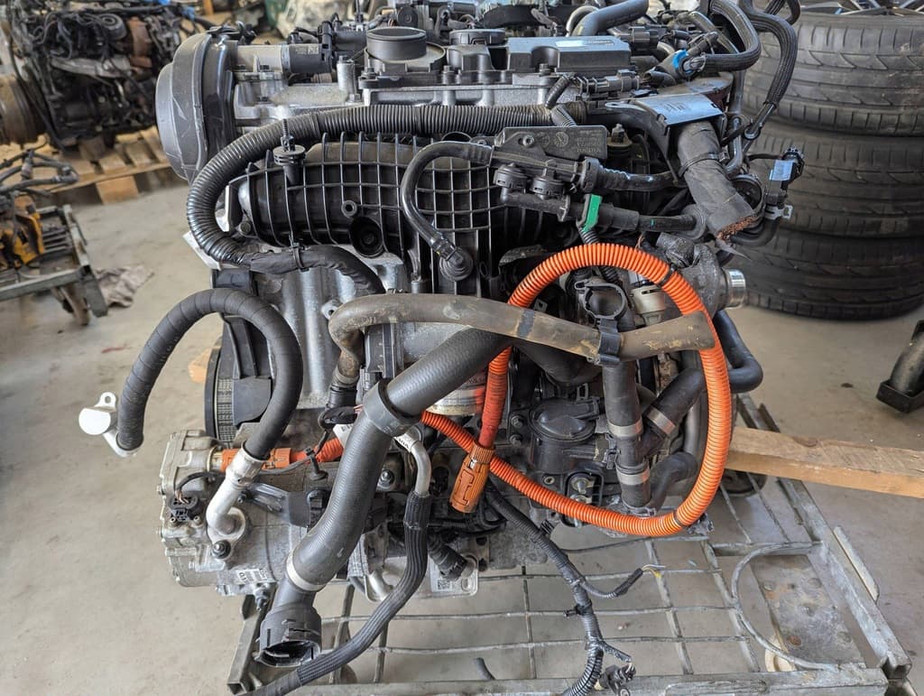 Moteur B 4204 T48 — vue 2