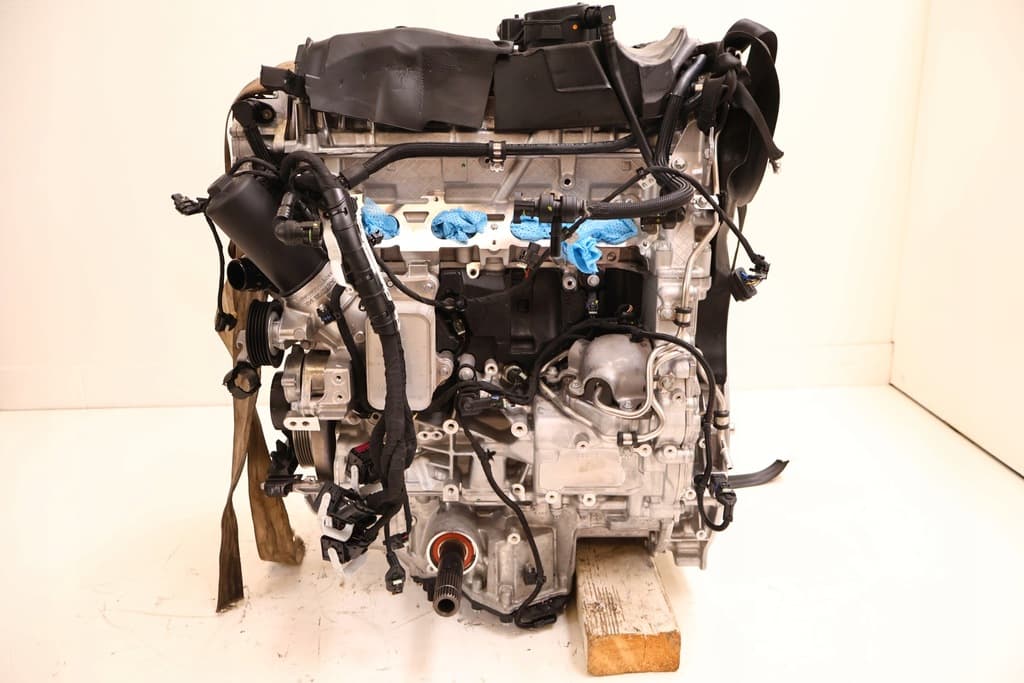 Moteur M 254.920 — vue 2