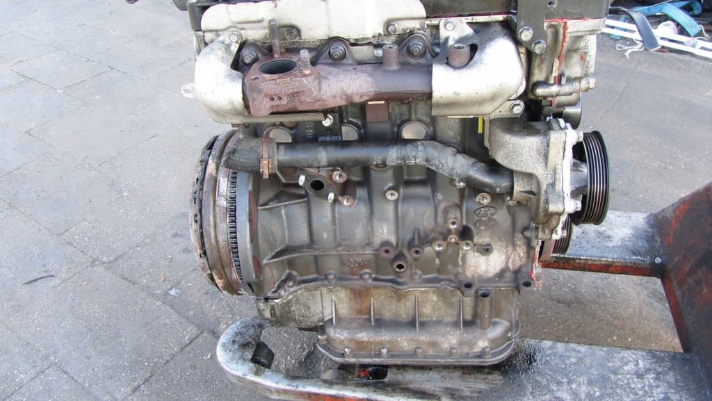 Moteur D4HA — vue 5