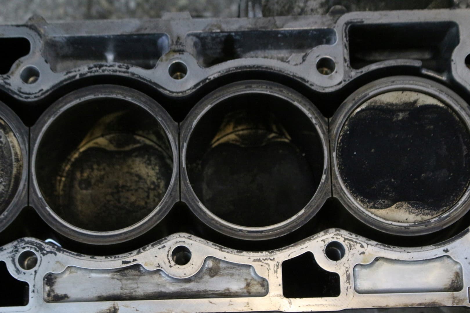 Moteur M4R 704 — vue 4