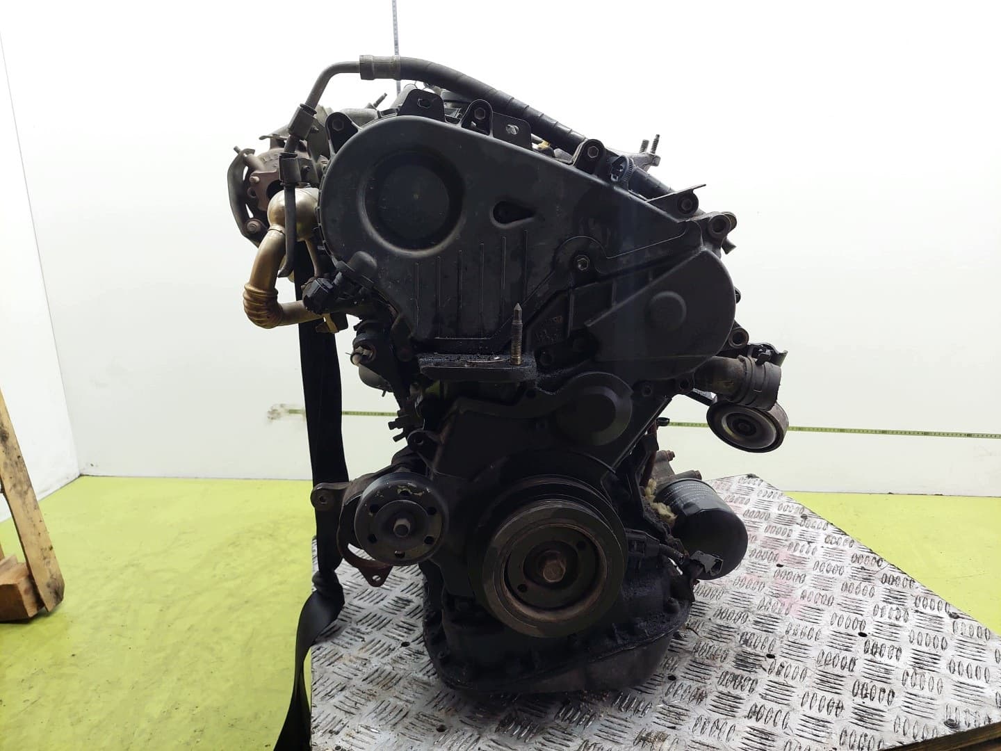 Moteur 1CD-FTV — vue 3