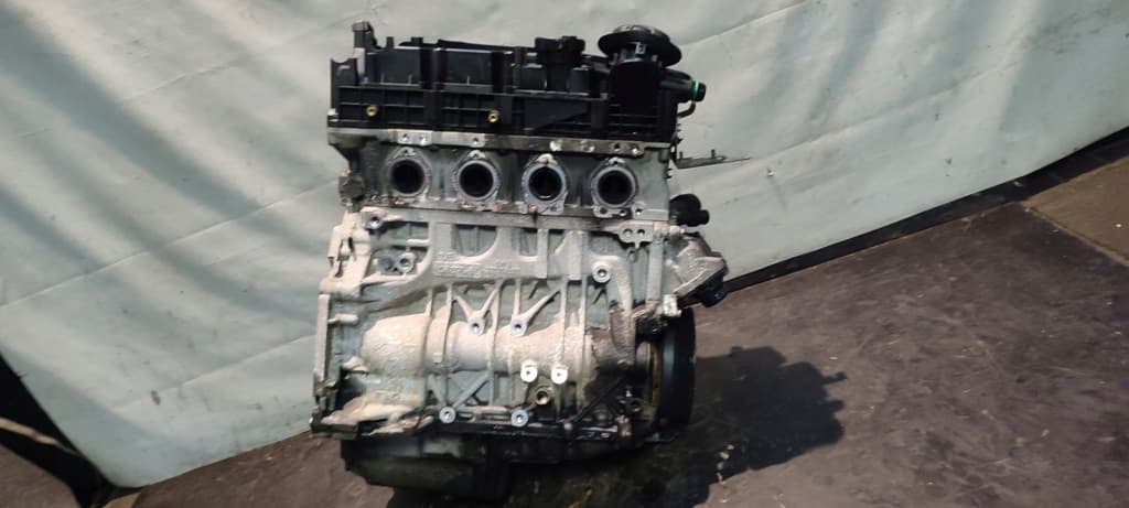 Moteur N47 D20 A — vue 6