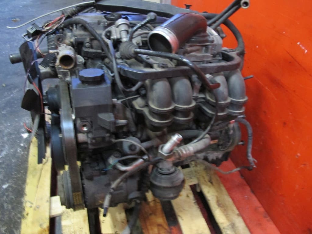 Moteur M 111.944 — vue 3