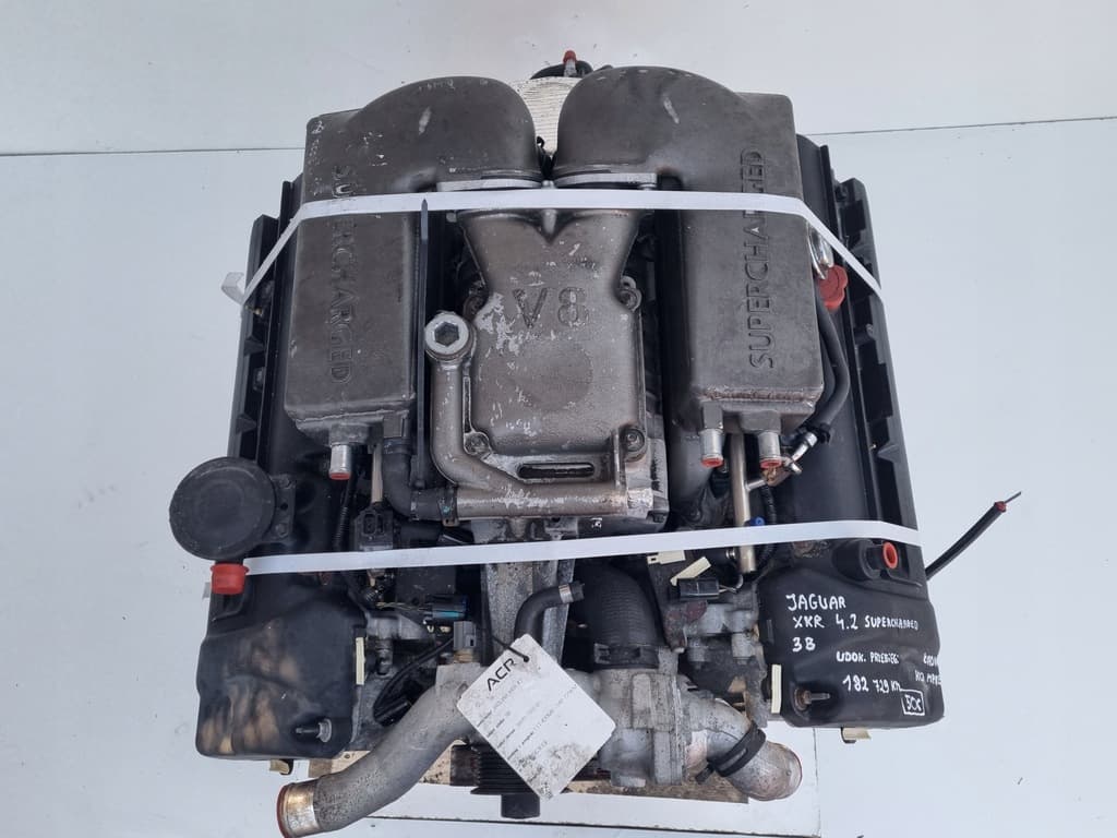 Moteur AJ36 — vue 4